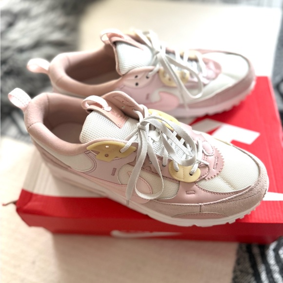 Nike Air Max 90 Futura Barley Rose W in size 10 - Picture 4 of 10